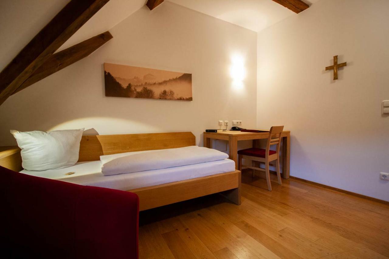 Gaestehaus St. Georg - Weltenburger Klosterbetriebe Gmbh Kelheim Zewnętrze zdjęcie