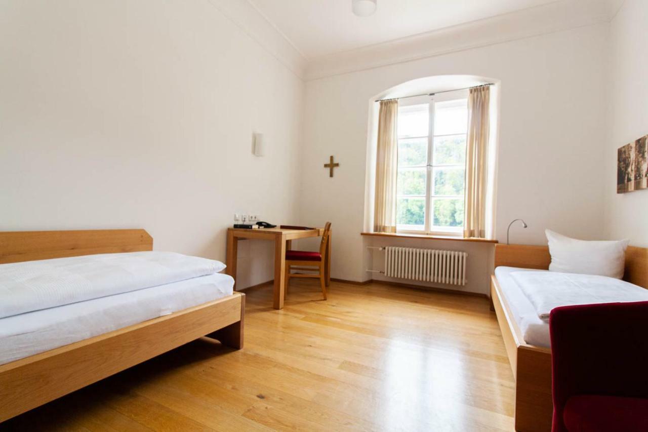 Gaestehaus St. Georg - Weltenburger Klosterbetriebe Gmbh Kelheim Zewnętrze zdjęcie